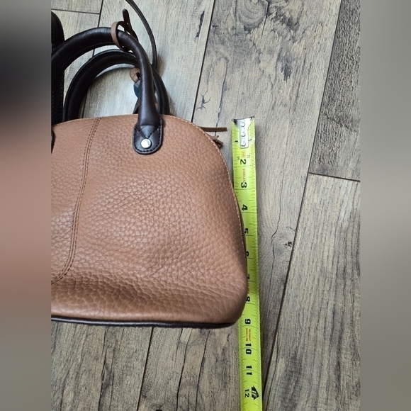 Tignanello Leather Brown Satchel with Crossbody Strap - Picture 4 of 12